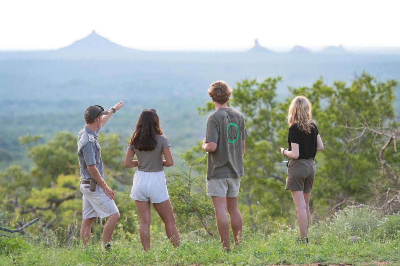 Sausage Tree Safari Camp Balule viltreservat Exteriör bild